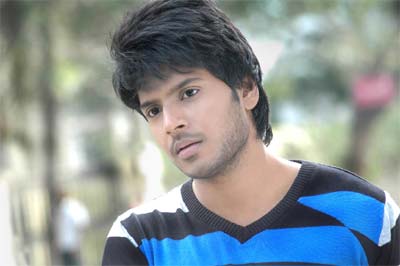 sundeep kishan,tiger movie,insulting,birthday wishes  సందీప్ కిషన్ ని అవమానించిన 'టైగర్'..!